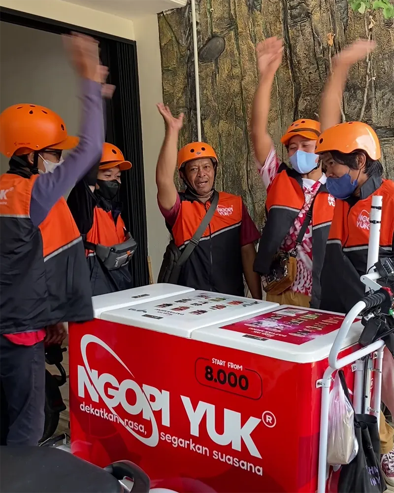 Kerja vs Usaha: Harus Pilih Salah Satu Atau Bisa Dua-duanya?